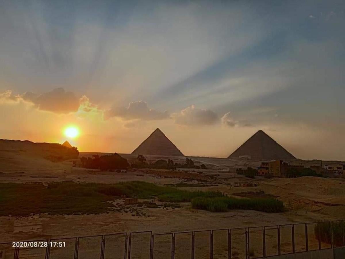 King Khufu Pyramids View Hotel Kafret el-Gabal Kültér fotó