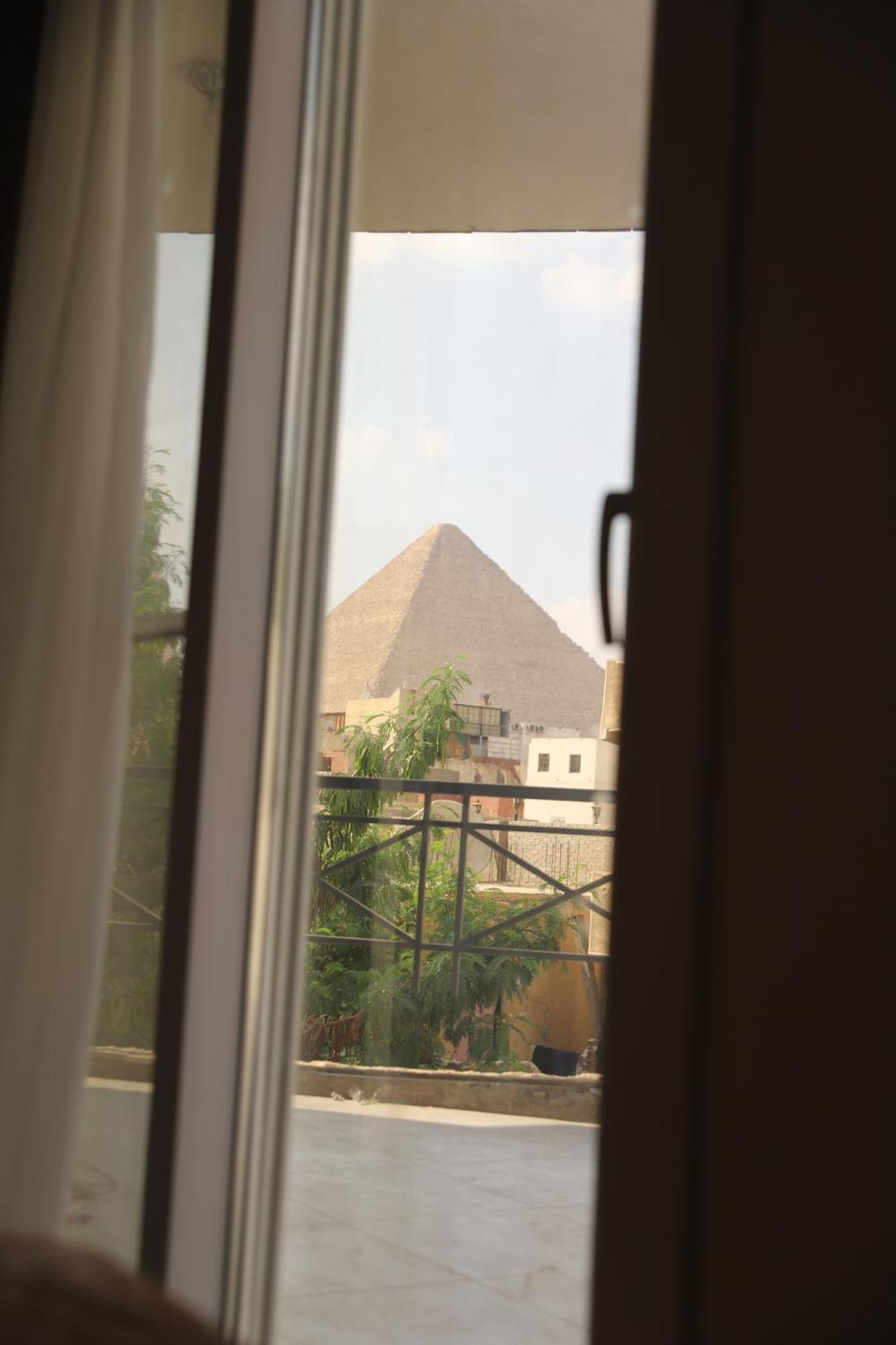 King Khufu Pyramids View Hotel Kafret el-Gabal Kültér fotó